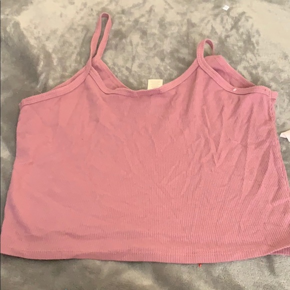 Tank tops - Picture 2 of 2